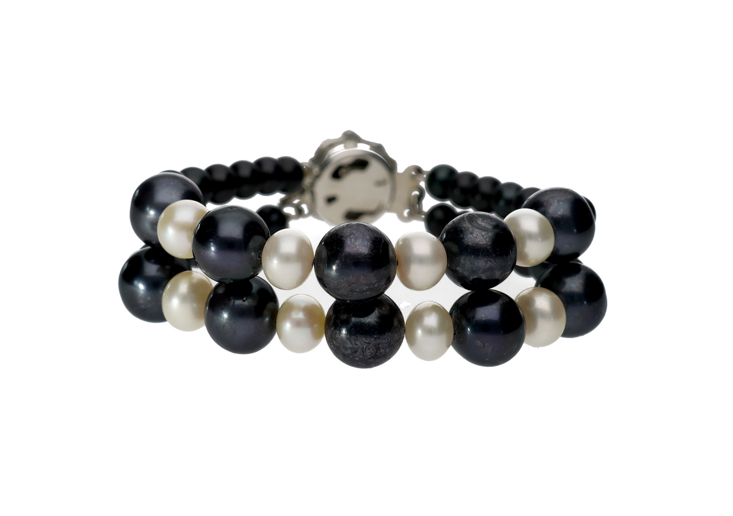 Black & White Pearl Bracelet