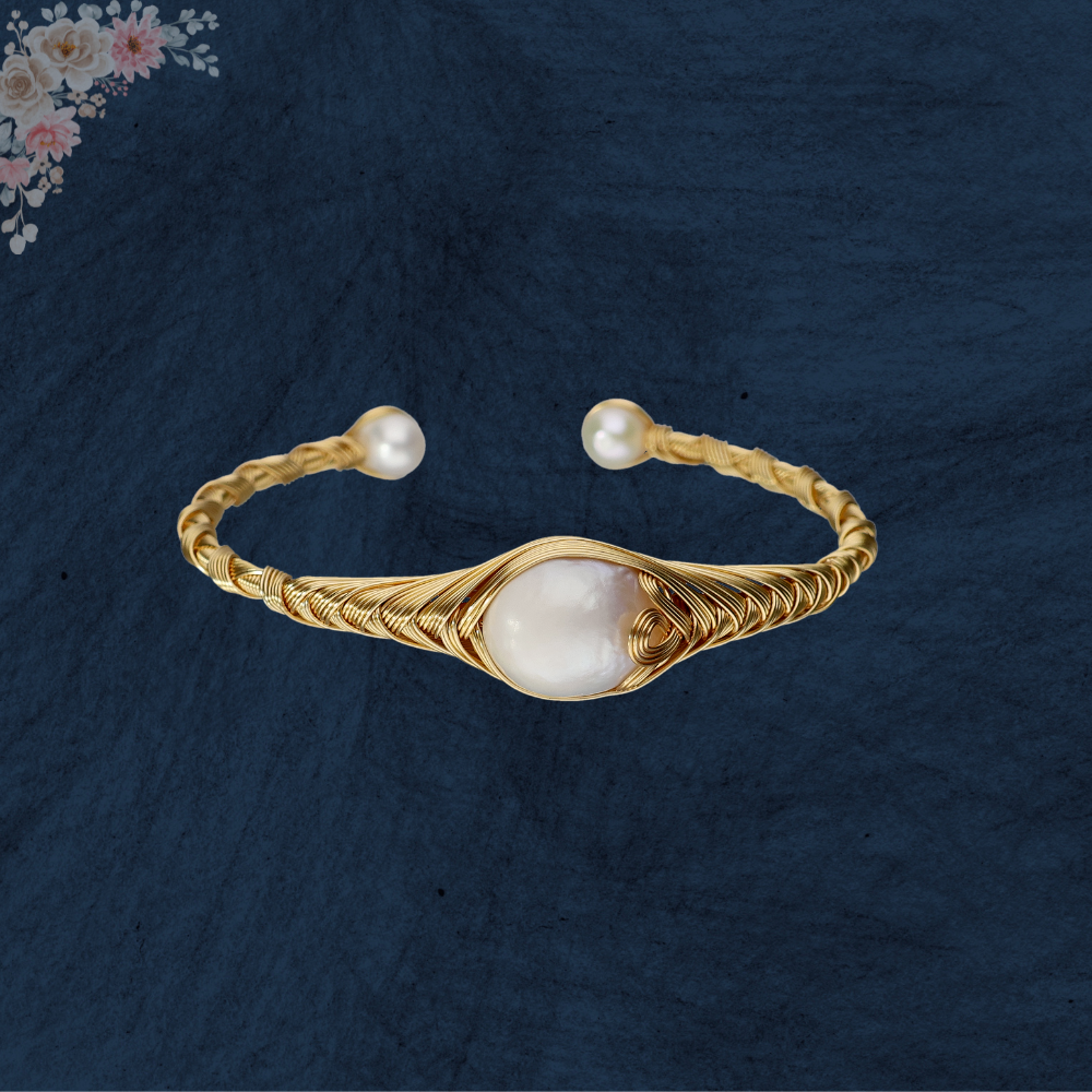 Beautiful White Colour Fancy Bracelet