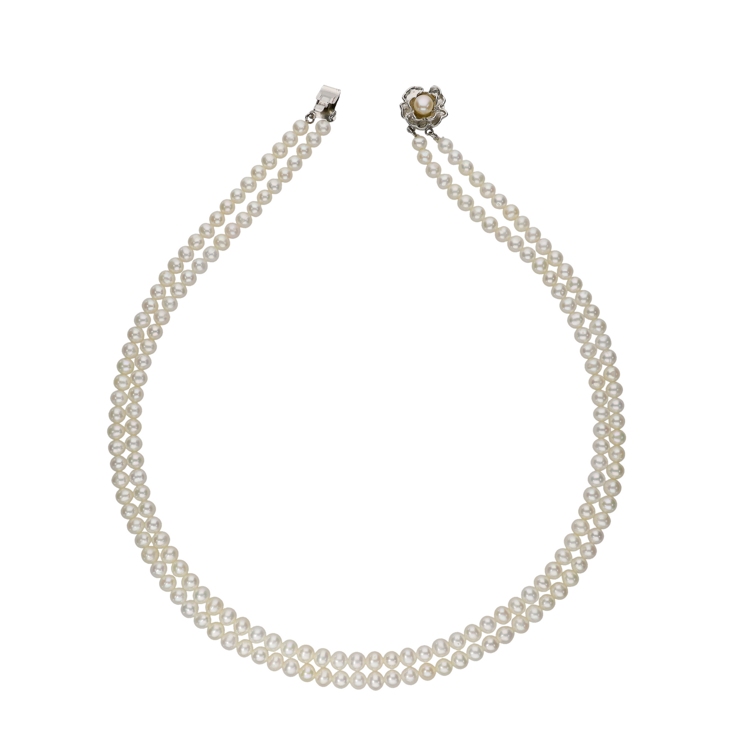 Delightful White Pearl Necklace