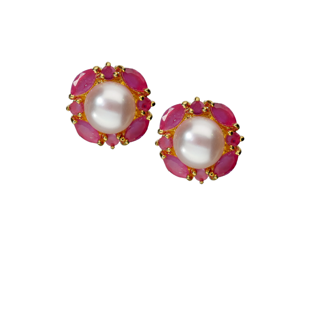 Beatiful White Pearl Studs