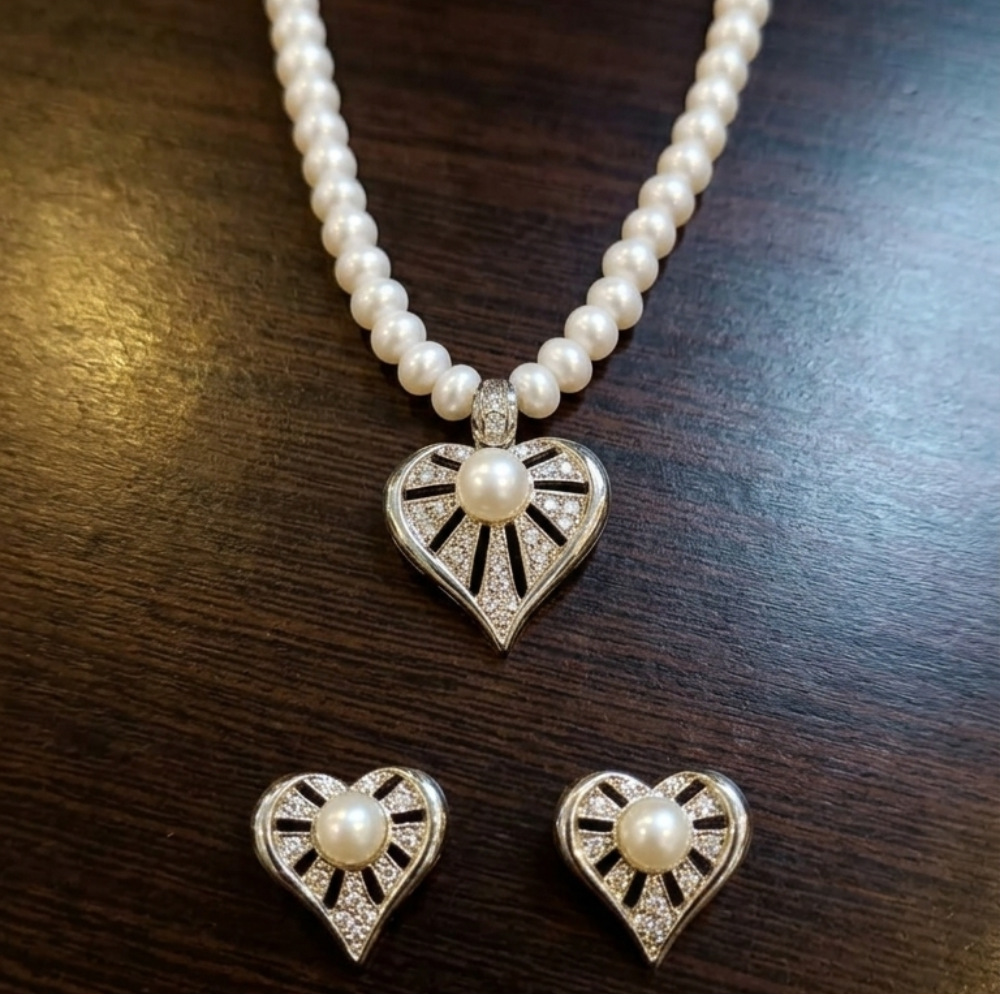 Elegant Pearl and Heart Pearl Jewelry Set