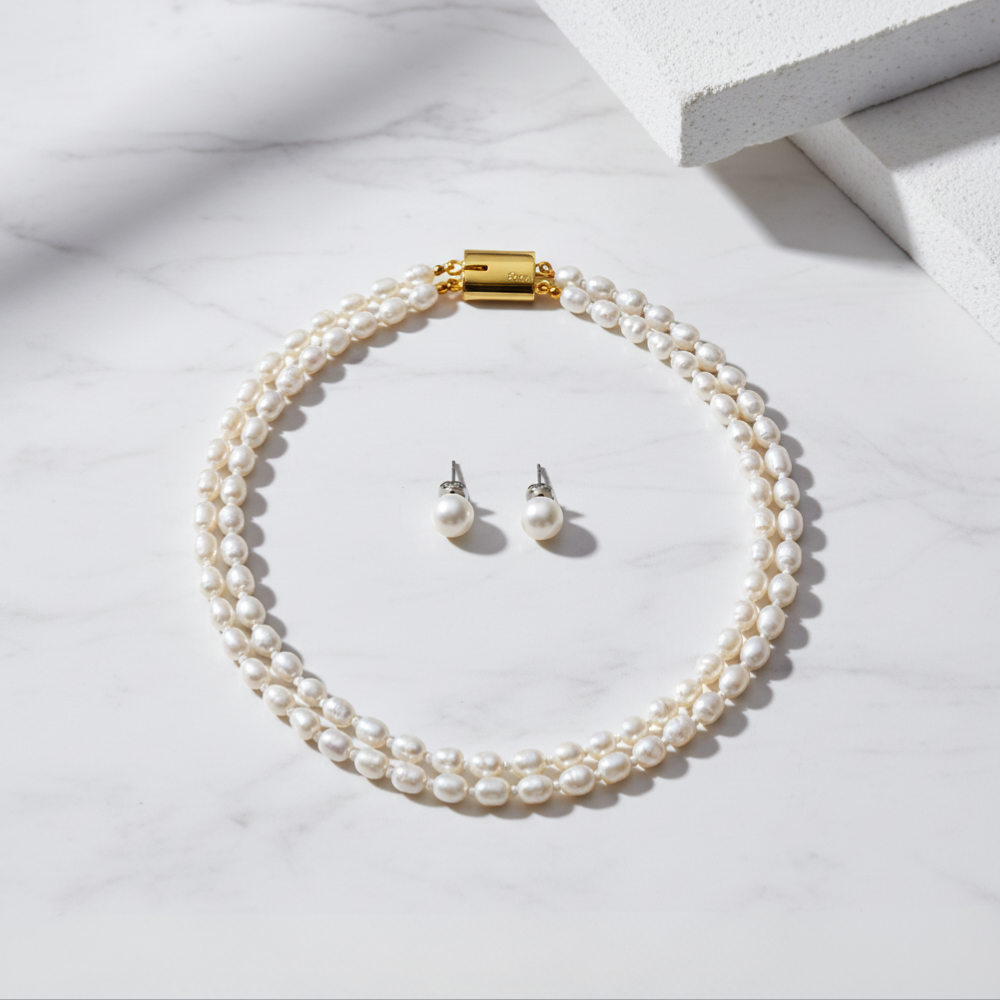 Pretty Beautiful White Pearl Necklace