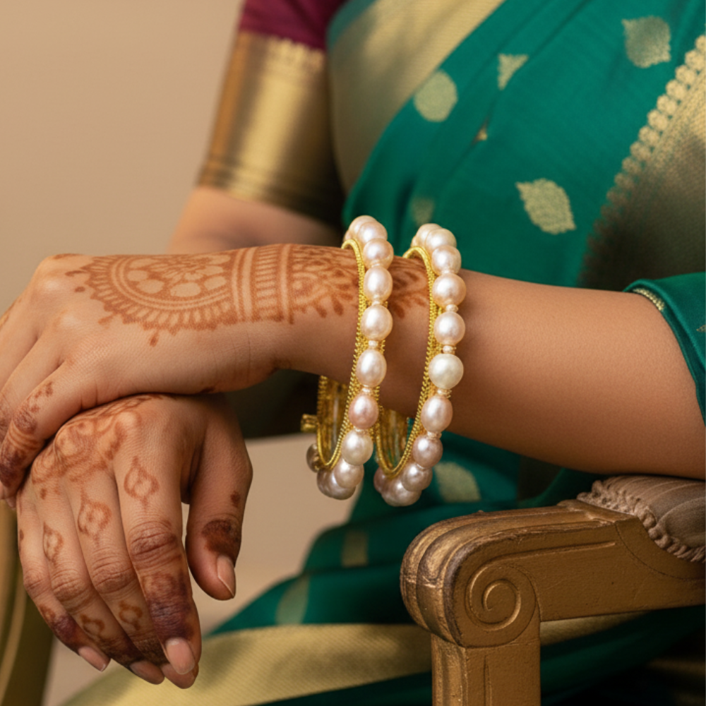Multi-Coloured Pearl Bangle