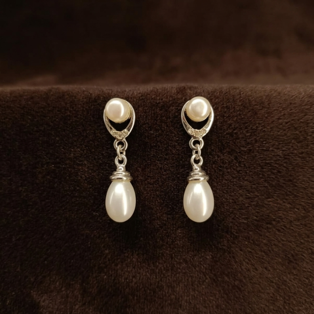 White Pearl Hangings New