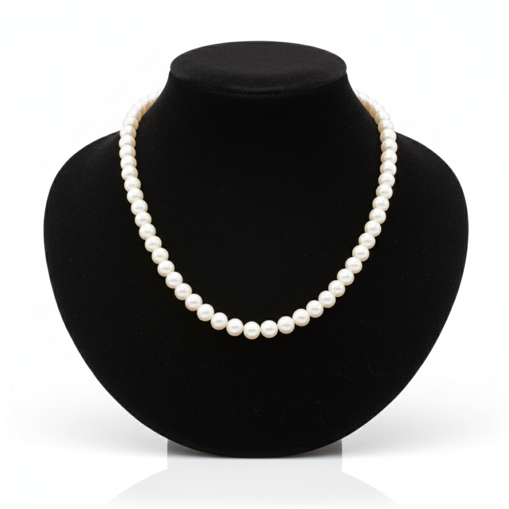 Classic Round Pearl Necklace with Gold Clasp