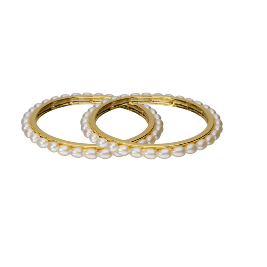 White Oval Shape Pearl Bangle
