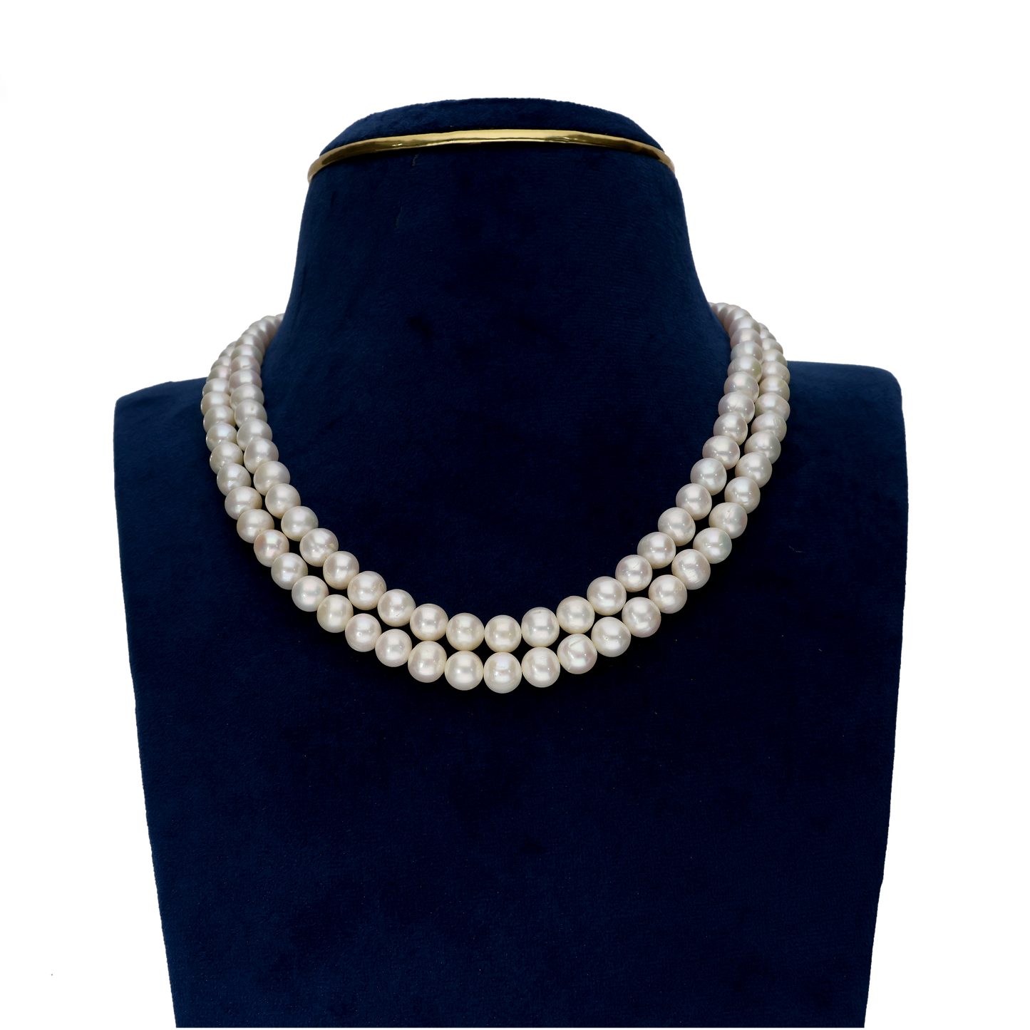 Alluring White Pearl Necklace