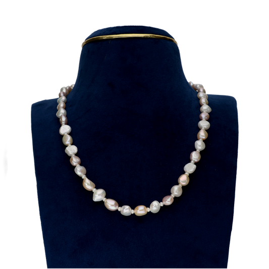 White Graded Pearl Necklace