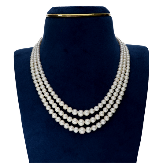 Adorable White Pearl Necklace