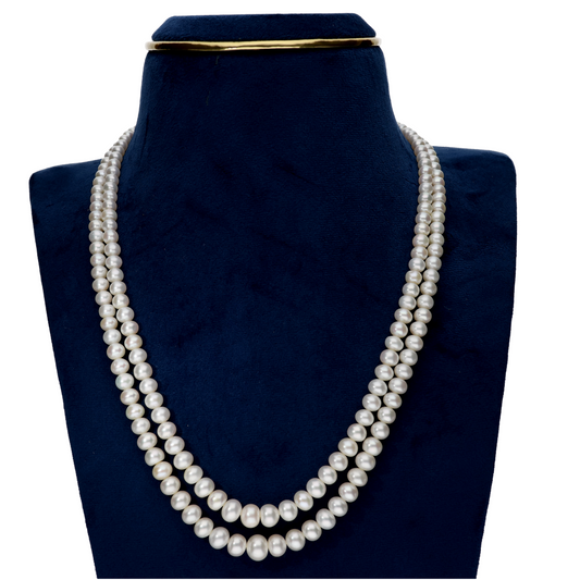 Stylish White Pearl Necklace