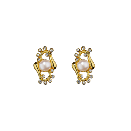 Seashell Pearl Earrings