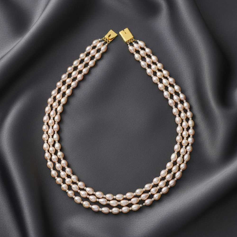 Beautiful  Pearl Necklace