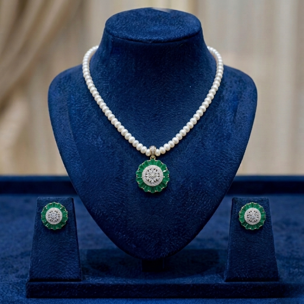 Pearl Locket Set