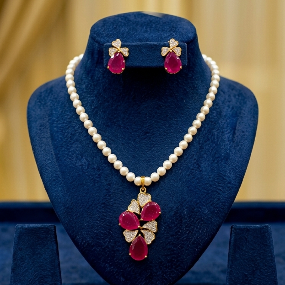 The Royal Pearl Set