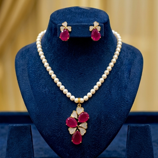 The Royal Pearl Set