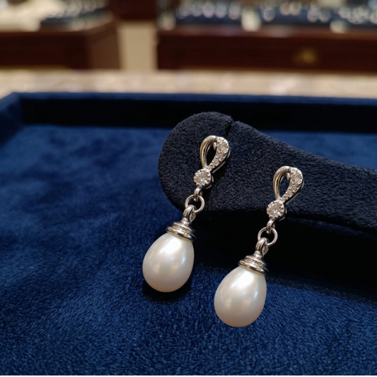 Freshwater Pearl Hangings
