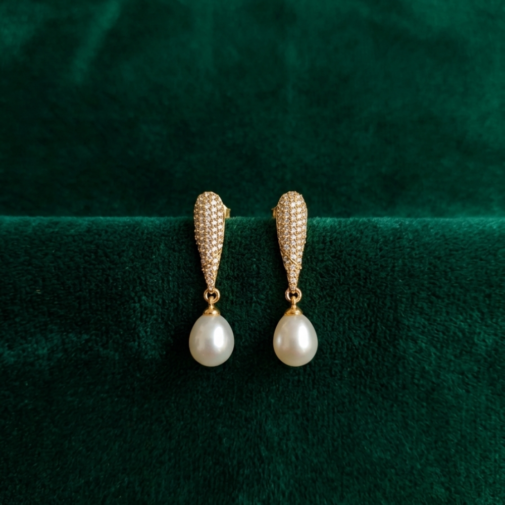 Pearl Ear Studs with bracelet
