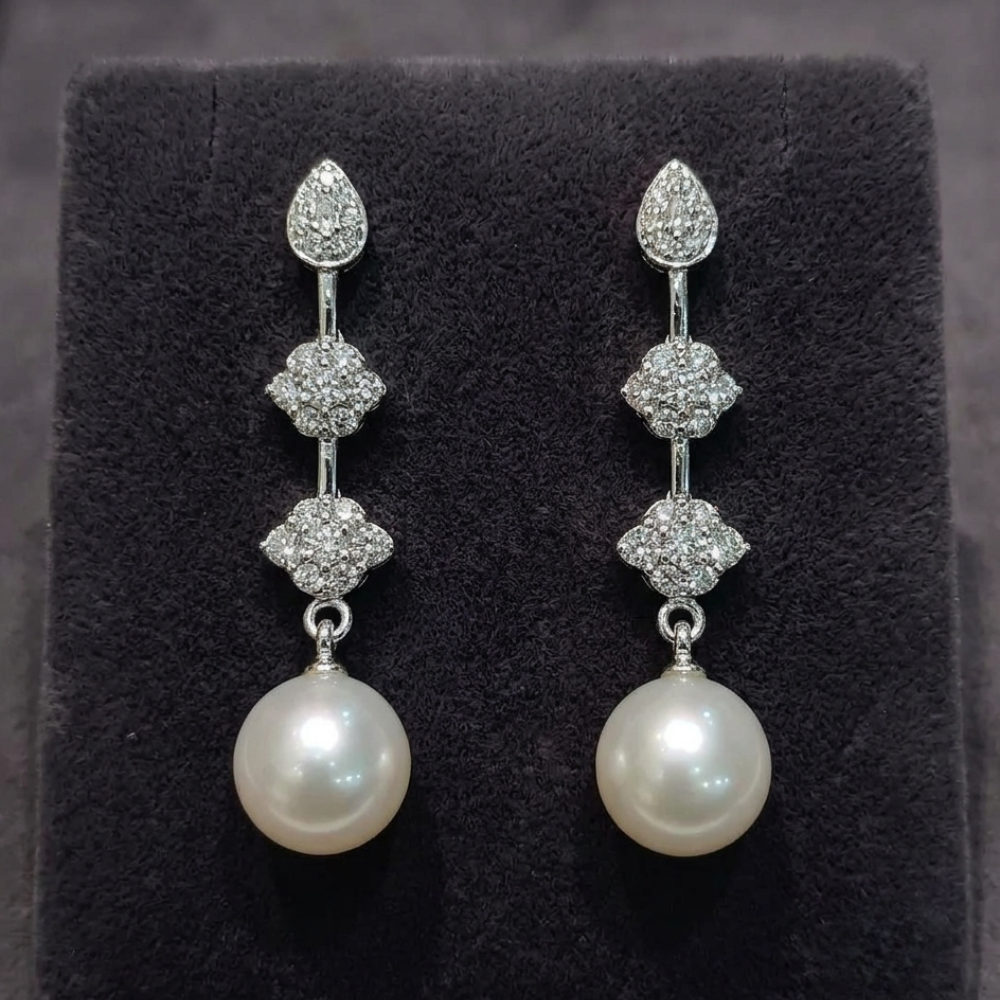SouthSea Pearl Hangings