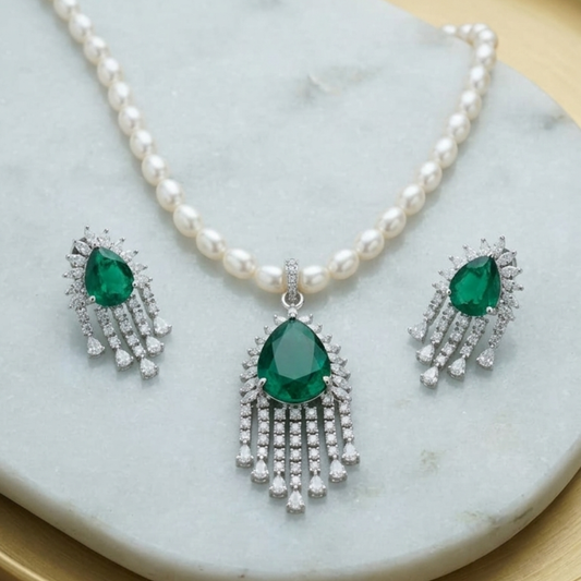 Freshwater Pearl Locket Set