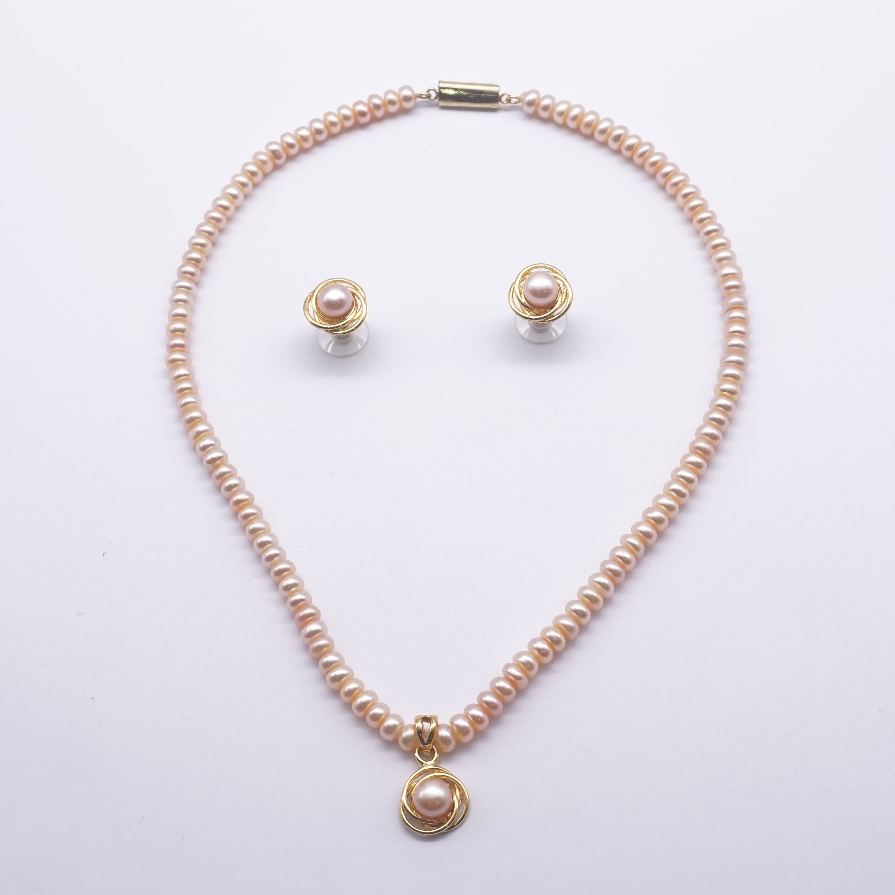 Hyderabadi Pearl Set